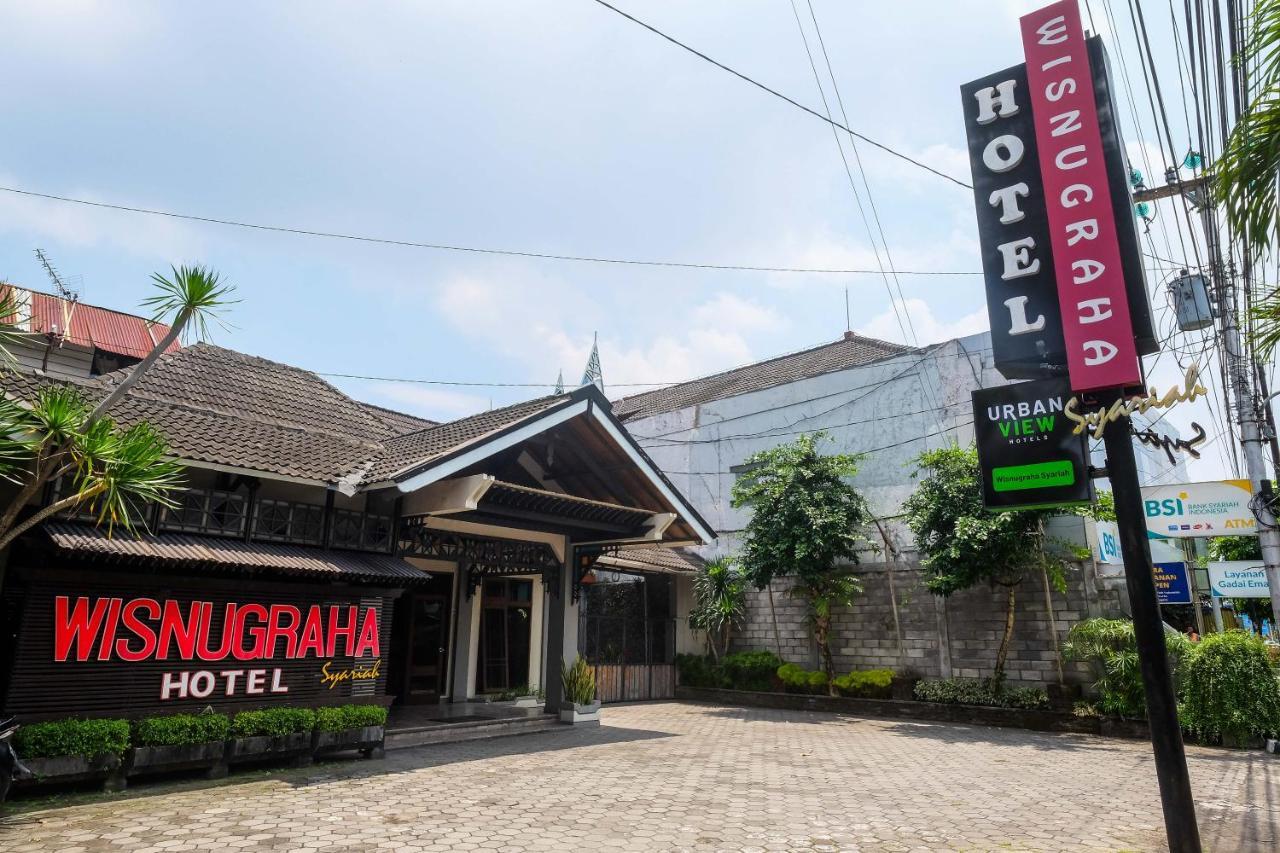 Urbanview Hotel Syariah Wisnugraha By Reddoorz Джокьякарта Экстерьер фото